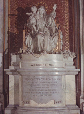 Santa Maria Regina Pacis, scultura di G. Galli
