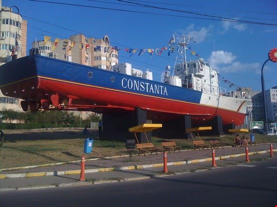 Costanza Costanza  