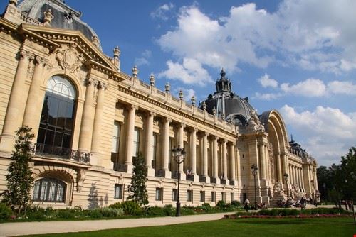 Galleria Nazionale du Grand Palais - rudiuk - rudiuk - www.shutterstock.com