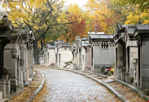 Cimitero di Père-Lachaise Parigi Selyutina Olga - www.shutterstock.com Selyutina Olga
