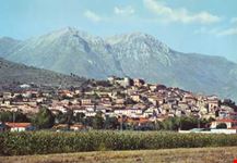 Panorama e Monte Velino (alt. m. 2487)