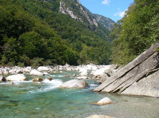 Val Verzasca: fresco Ticino