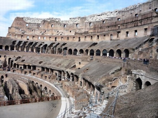 Gli spalti del Colosseo
