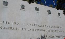 frase simon bolivar caracas
