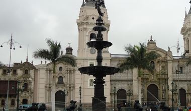 fontana in piazza lima fontana in piazza lima
