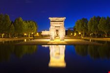 madrid tempio di debod di notte