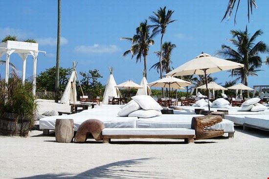 Nikki Beach - rileymoore - rileymoore - Creative Commons