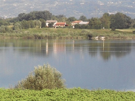 Lago artificiale