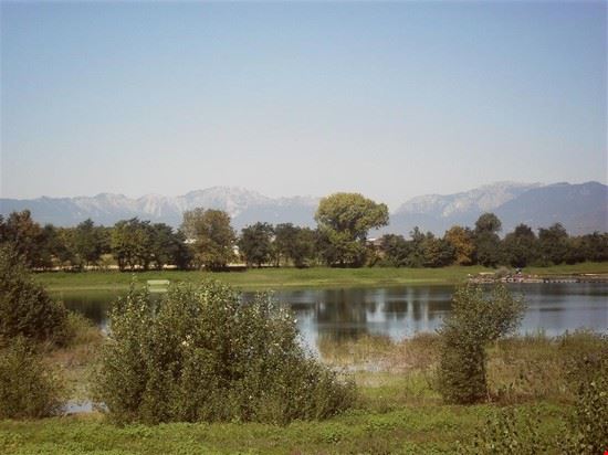  Lago artificiale  