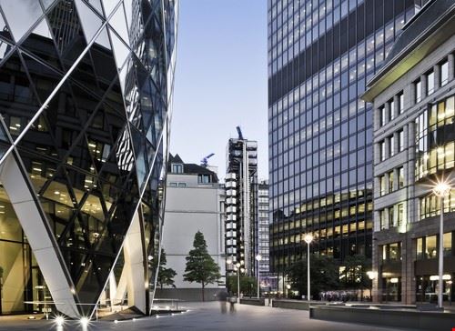 City of London Londra QQ7 - www.shutterstock.com QQ7