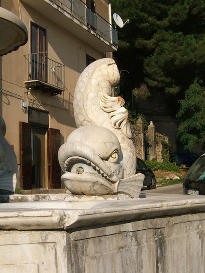 il paese capoluogo
