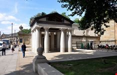 Queen's Gallery a Londra