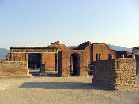 Pompei e i suoi scavi Pompei  
