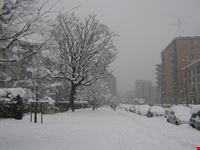 via di Milano sotto la neve