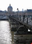paris pont des arts a paris