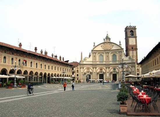Piazza ducale di Vigevano