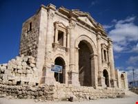 Arco di Adriano