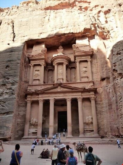  Petra  