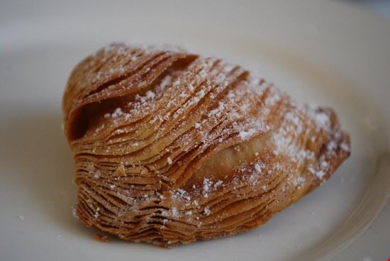 La sfogliatella  Napoli avlxyz - Creative Commons avlxyz
