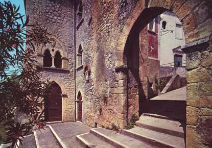 Porta Mercato Vecchio