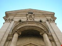 San Carlino alle Quattro Fontane: portale d'ingresso