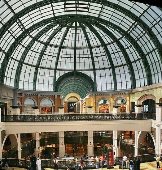 Dubai Mall - Imre Solt - Imre Solt - Creative Commons