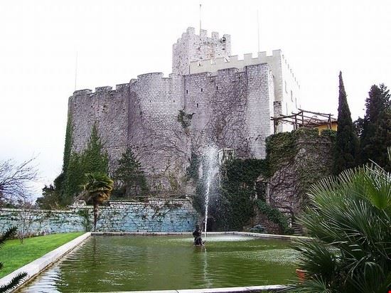 Castello di Duino Trieste Zavijavah - GNU Free Documentation License Zavijavah