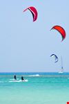 Kite-surfing a Fuerteventura
