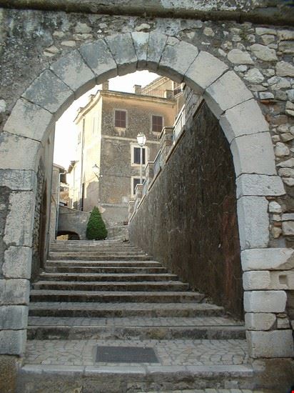  versante sud del comune di gavignano.  