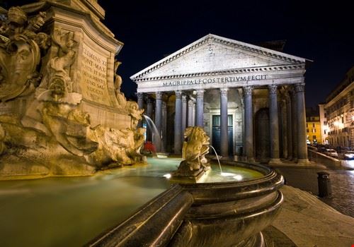 Pantheon Rome marklevi - www.shutterstock.com marklevi