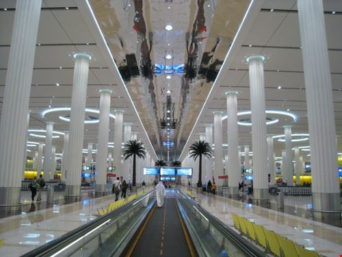 Aeroporto internazionale di Dubai Dubai Manoj Jethani - Shutterstock.com Manoj Jethani - Shutterstock.com