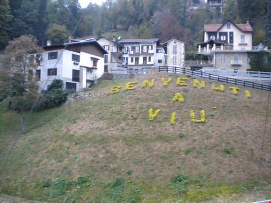  Viù  