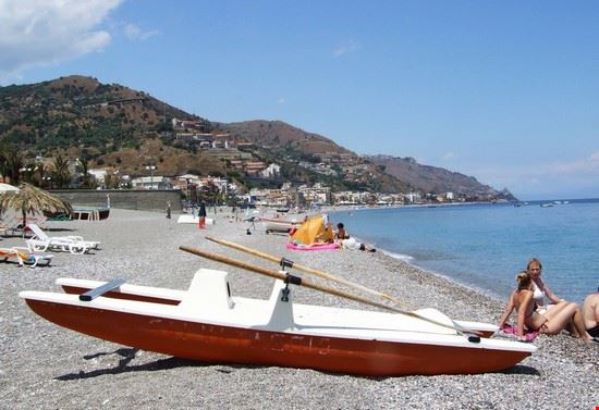 Spiaggia Di Mazzeo Taormina