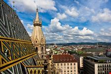vista sulla citta dal tetto della cattedrale di santo stefano vienna