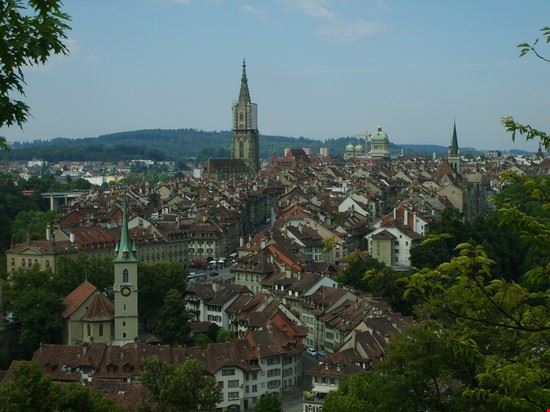  Berna  