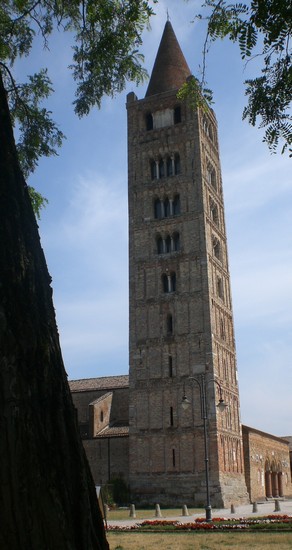 campanile per intero