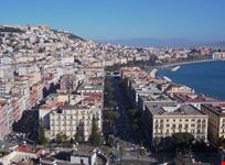 Napoli e il suo lungomare.