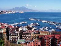 Il Golfo, Castel dell'Ovo e il Vesuvio.