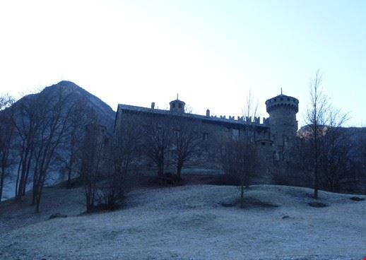 Castello di Fénis Castello di Fénis  