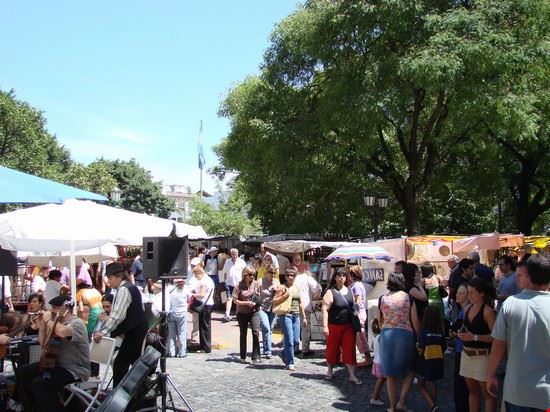 Feria de Plaza Dorrego - Jeka Toyota - Jeka Toyota - Creative Commons