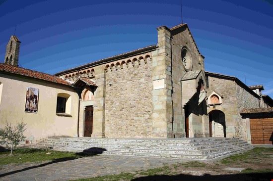  Vista di una delle Chiese di Fiesole con annesso convento.  