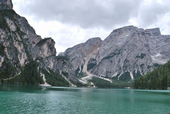 Lago di Braies Veduta del lago  