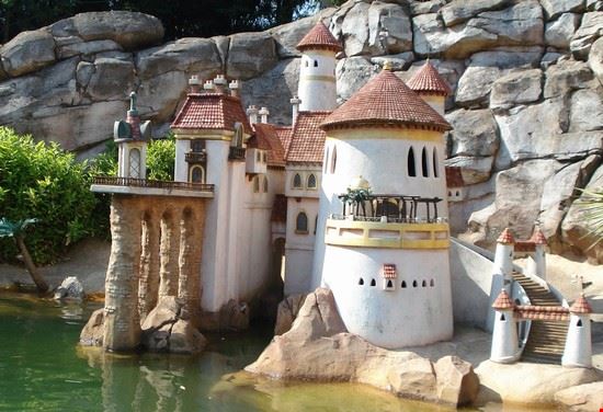 Disneyland Resort Paris  Paris  