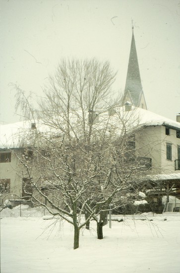 campanile innevato