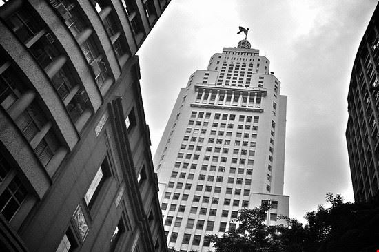 Edificio do Banespa San Paolo Silvio Tanaka - Creative Commons Silvio Tanaka