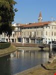 città