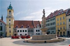 Hlavné námestie bratislava