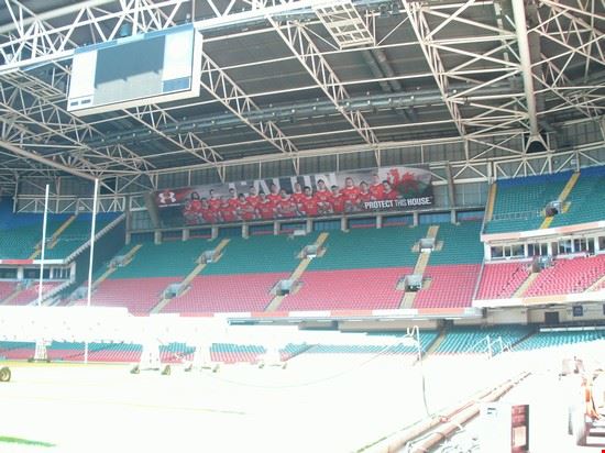 millennium stadium il bellissimo e funzionale impianto sportico a Cardiff  