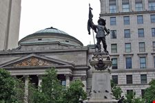 montreal l  edificio della bank of montreal