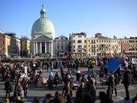 Fuori dalla stazione dei treni